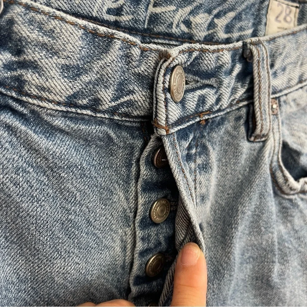 Free People Women Jeans 28 Denim Button Fly Distressed Light wash Raw Hem
